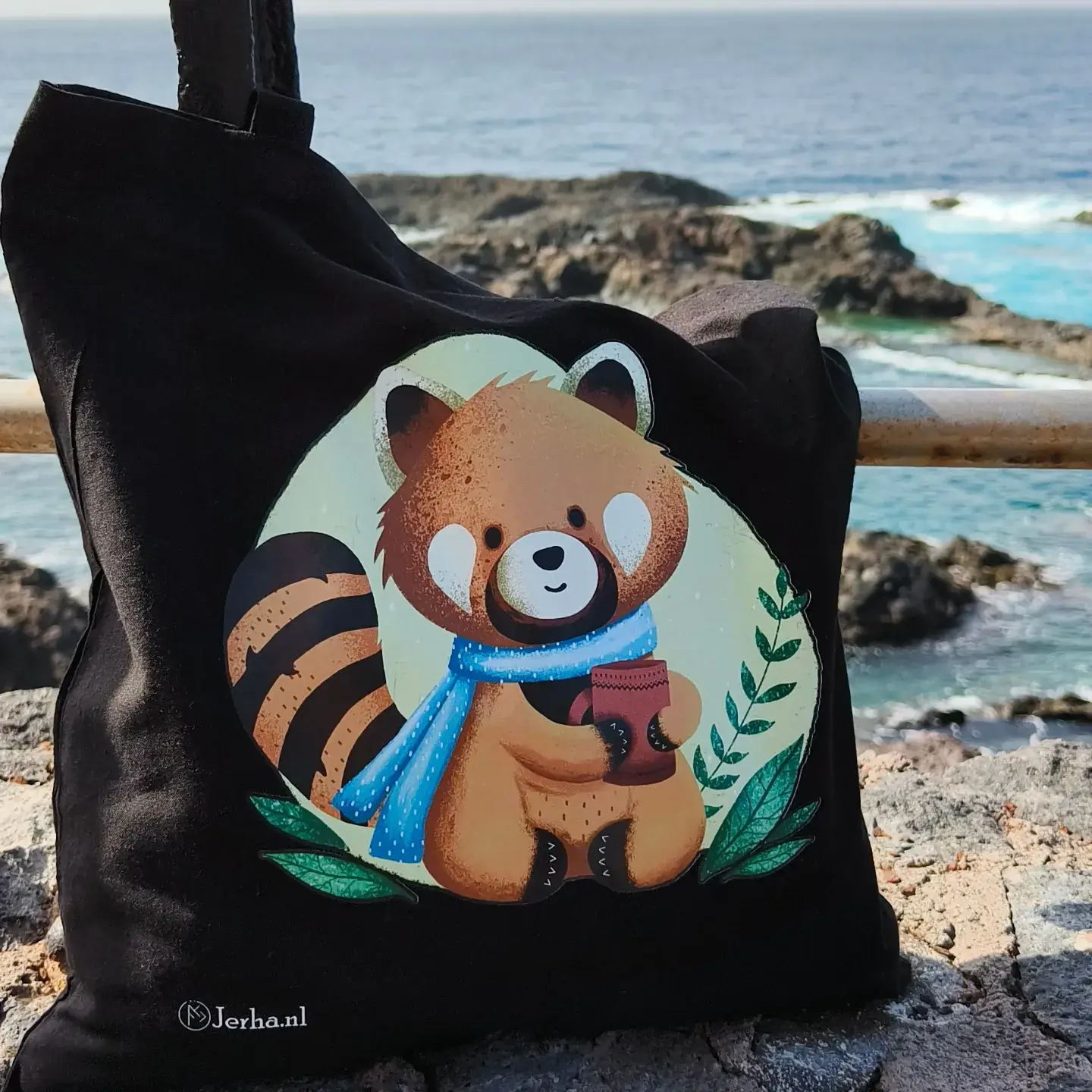 Beach bag, tote bag with a red panda